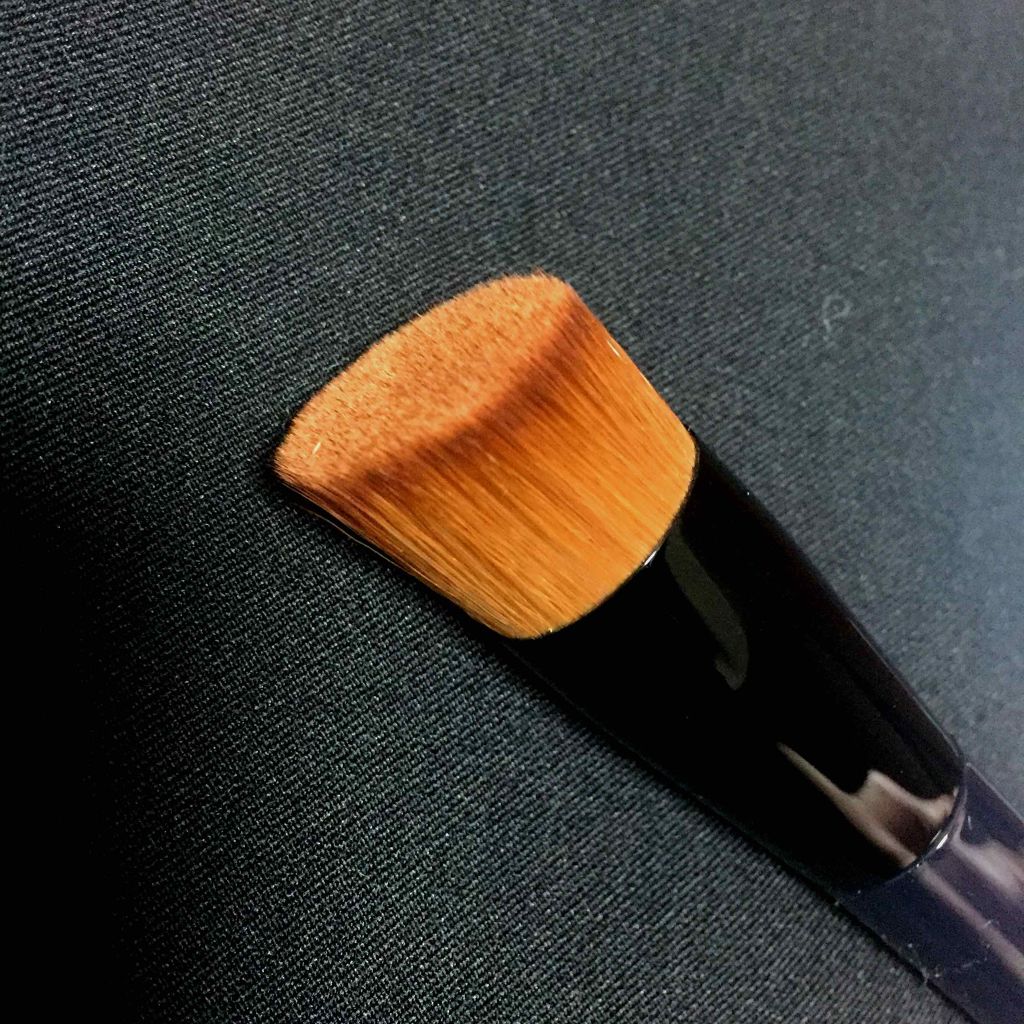 ファンデーション ブラシ 131 (専用ケース付き)/SHISEIDO/メイクブラシを使ったクチコミ(3枚目)