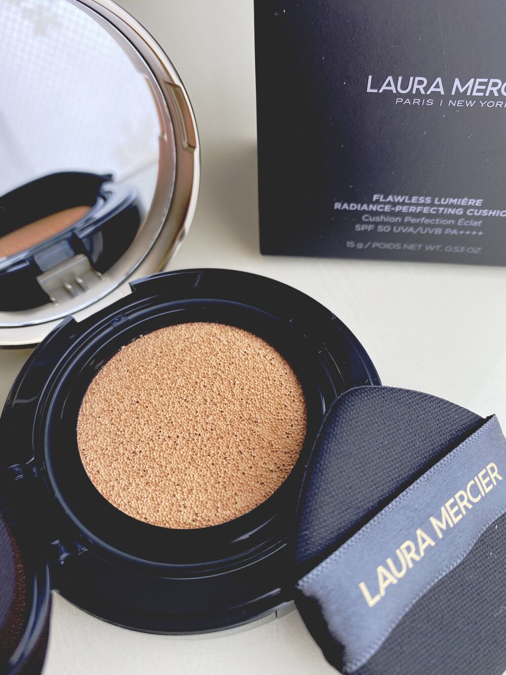フローレス ルミエール ラディアンス パーフェクティング クッション/ローラ メルシエ/クッションファンデーションを使ったクチコミ（1枚目）