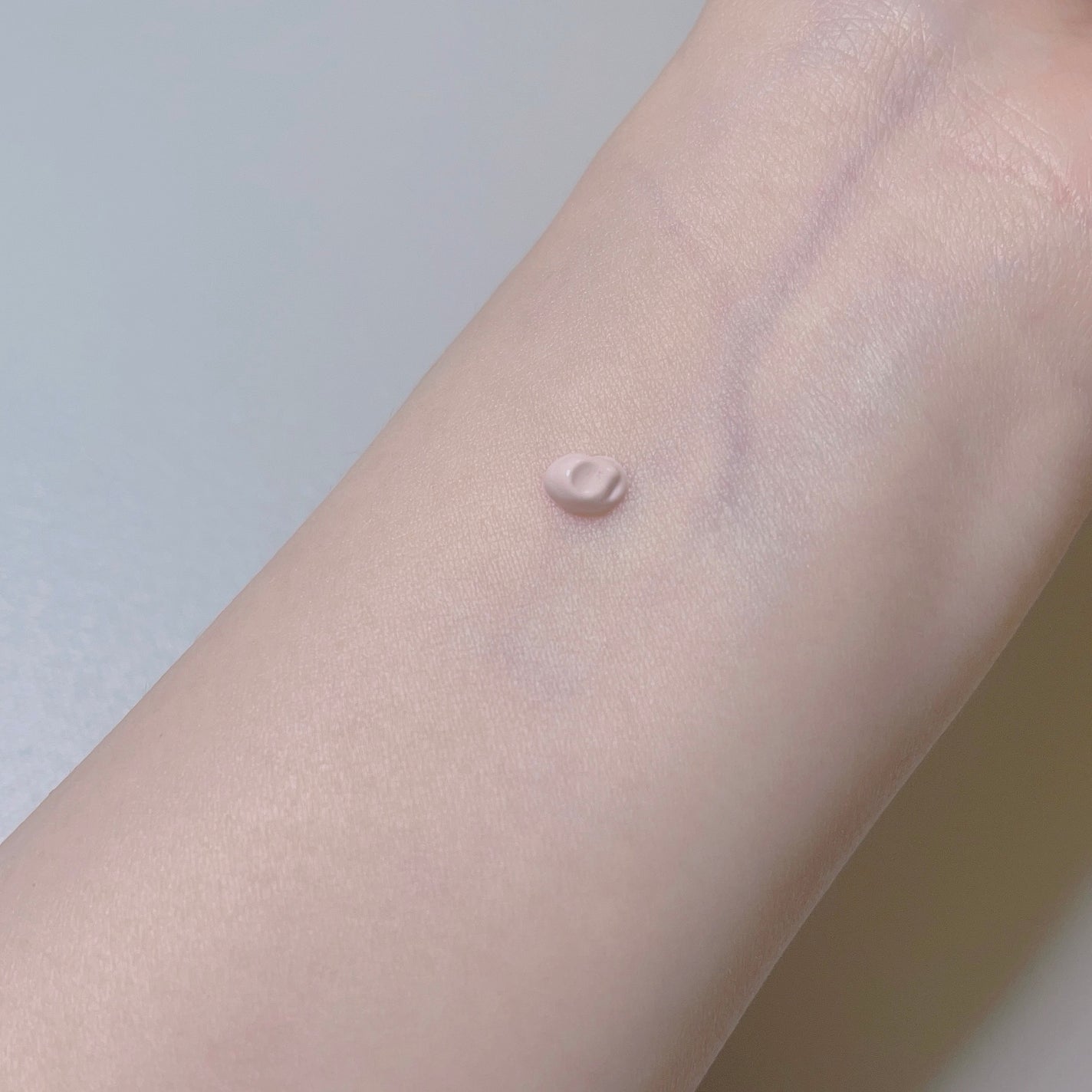 ミネラルインナートリートメントベース/エトヴォス/化粧下地を使ったクチコミ(9枚目)