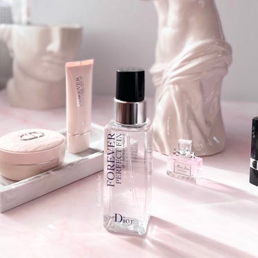 ディオールスキン フォーエヴァー メイクアップ フィックス ミスト/Dior/化粧下地を使ったクチコミ（1枚目）