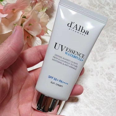 ダルバ ダルバ ウォータフル エッセンス サンクリームのクチコミ「#PR #ダルバ #dalba #UVカット  #Qoo10メガ割 

SPF50+・PA++.....」（3枚目）