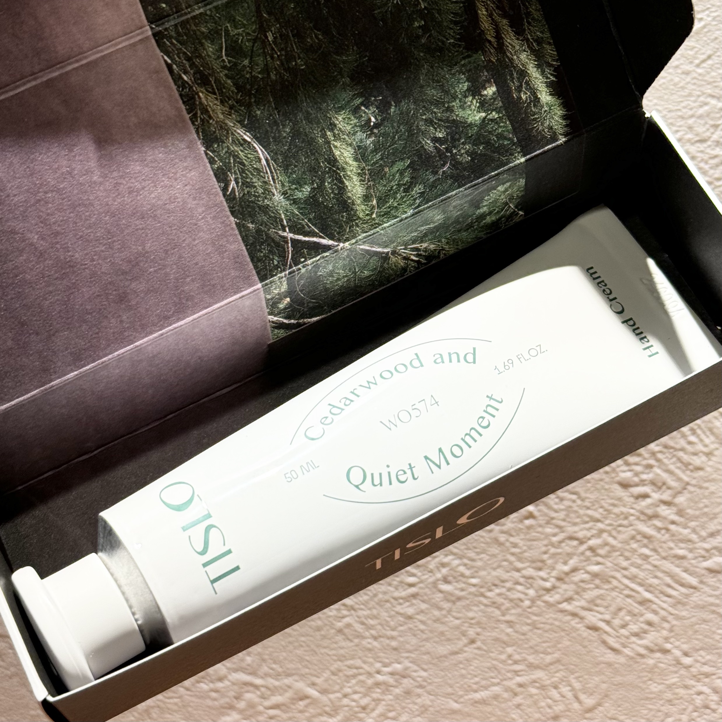 Cedarwood and Quiet Moment/Hand Cream/TISLO/ハンドクリームを使ったクチコミ（2枚目）