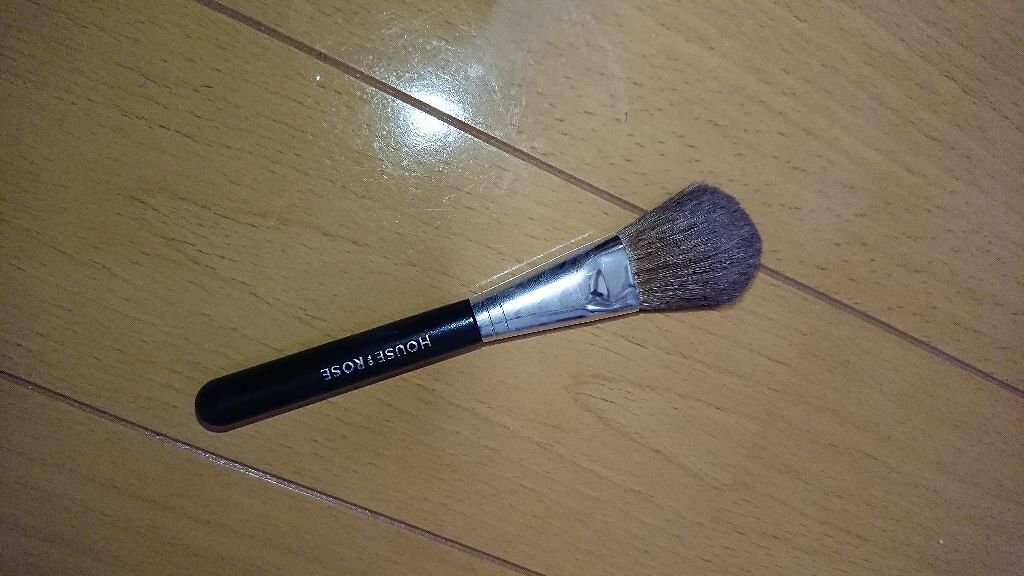 チークブラシ/ジェイローゼ(ハウスオブローゼ)/メイクブラシを使ったクチコミ(1枚目)