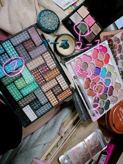 マルチ グリッター/ANNA SUI/単色アイシャドウを使ったクチコミ(2枚目)