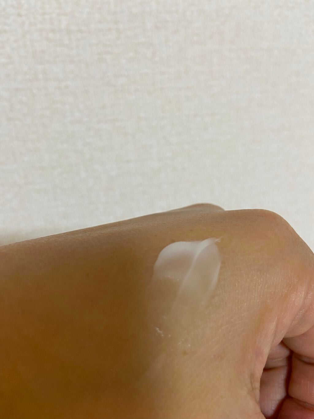 マニュアン/カシー ボザール マニュアン/ハンドクリームを使ったクチコミ(2枚目)