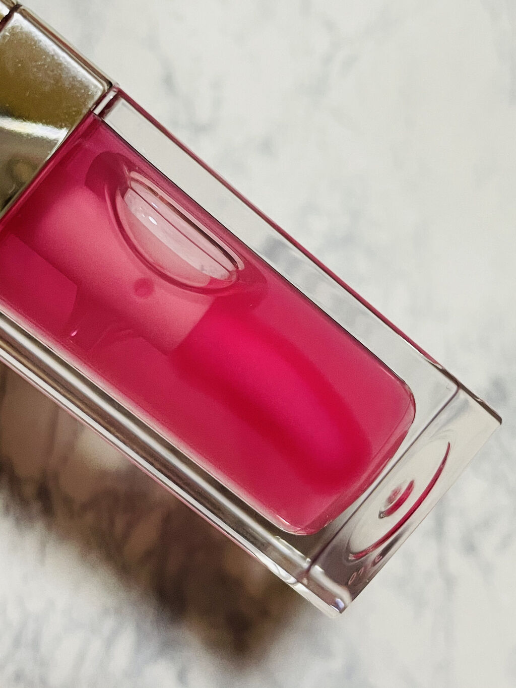 ディオール アディクト リップ グロウ オイル 022 ウルトラ ピンク　（スプリング コレクション 2021限定品）（生産終了）/Dior/リップグロスを使ったクチコミ（2枚目）