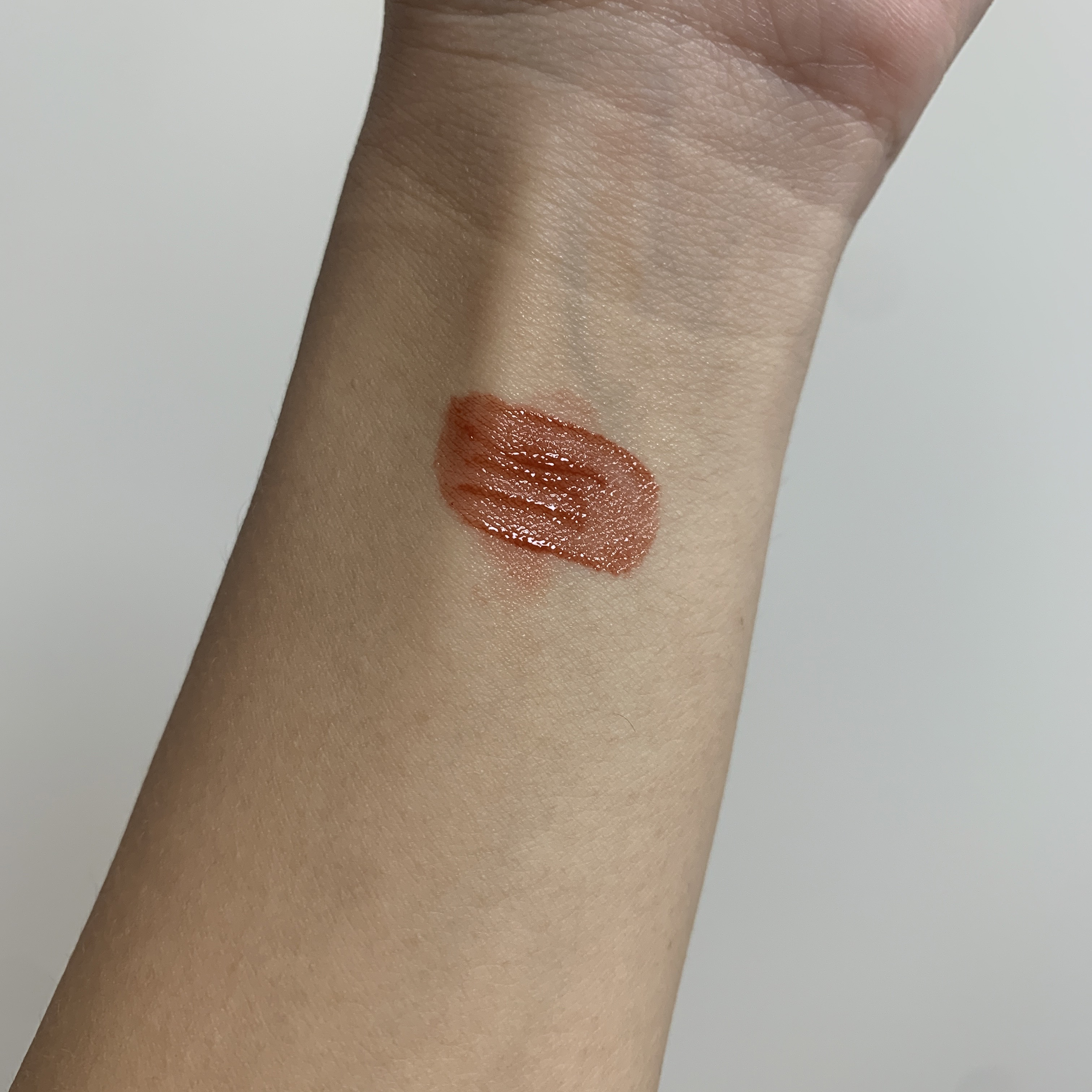 ジューシーラスティングティント/rom&nd/リップティントを使ったクチコミ（2枚目）