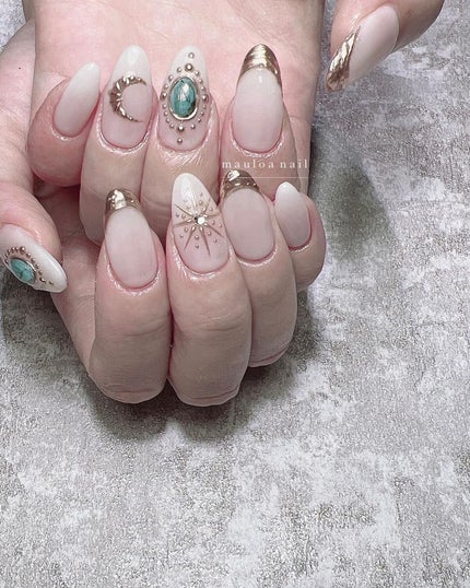 #ターコイズネイル,#ネイル,#アートネイル,#春ネイル,#ミラーアートネイル,#チークネイル,#フレンチネイル,#ピンクネイル,#ミラーネイル,#手書きアートネイル,#刺繍ネイル,#ミラーネイル,#ベビーピンクネイル,#春ネイル,#天王寺ネイルのネイルデザイン