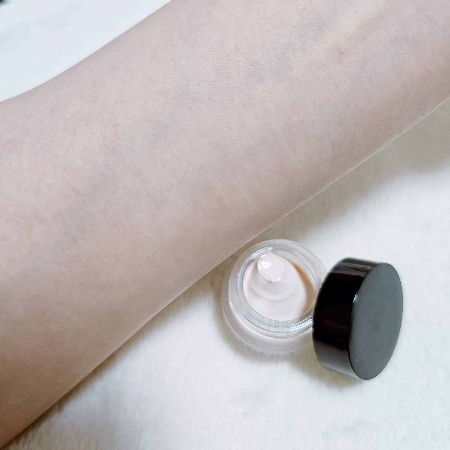 ルージュスターヴァイブラント V07 Inmost Desire/KANEBO/口紅を使ったクチコミ（2枚目）