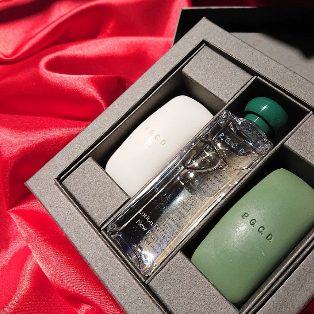 ロシオン エクラ/P.G.C.D.(ペー・ジェー・セー・デー)/美容液を使ったクチコミ（2枚目）