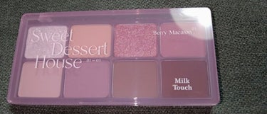 ビーマイスウィートデザートハウスパレット 03 Berry Macaron/Milk Touch/アイシャドウパレットを使ったクチコミ（1枚目）