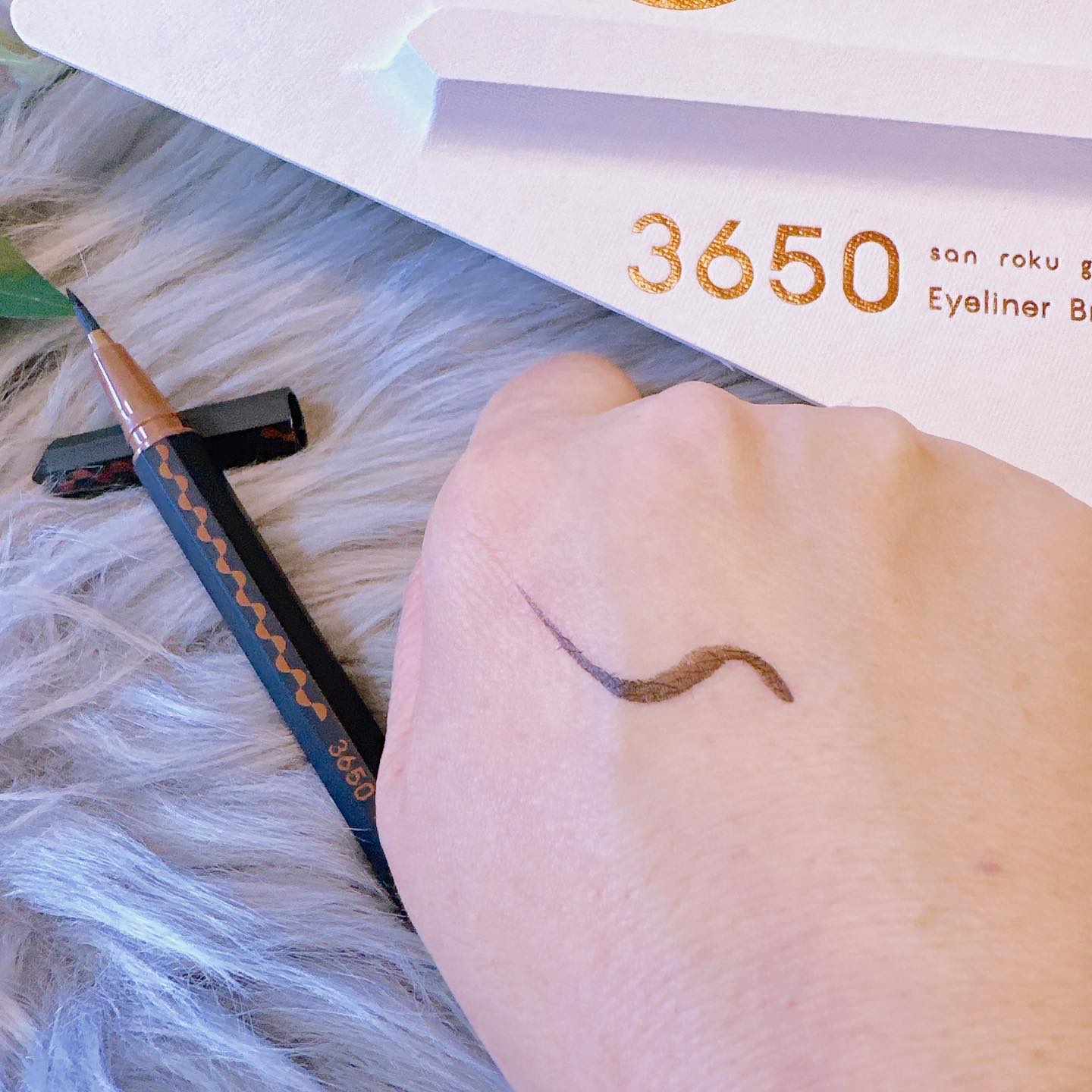 リキッドアイライナー /3650/リキッドアイライナーを使ったクチコミ（3枚目）