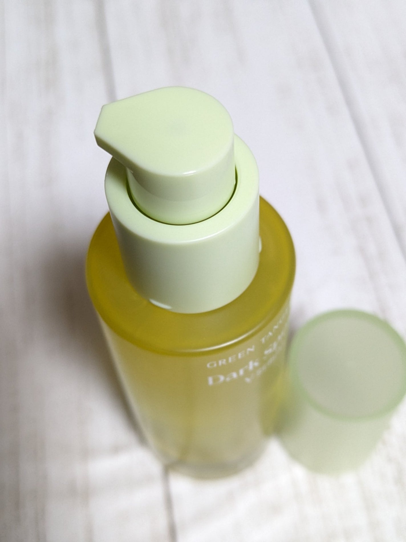 グリーンタンジェリン ビタC ダークスポットケアセラム/goodal/美容液を使ったクチコミ(4枚目)