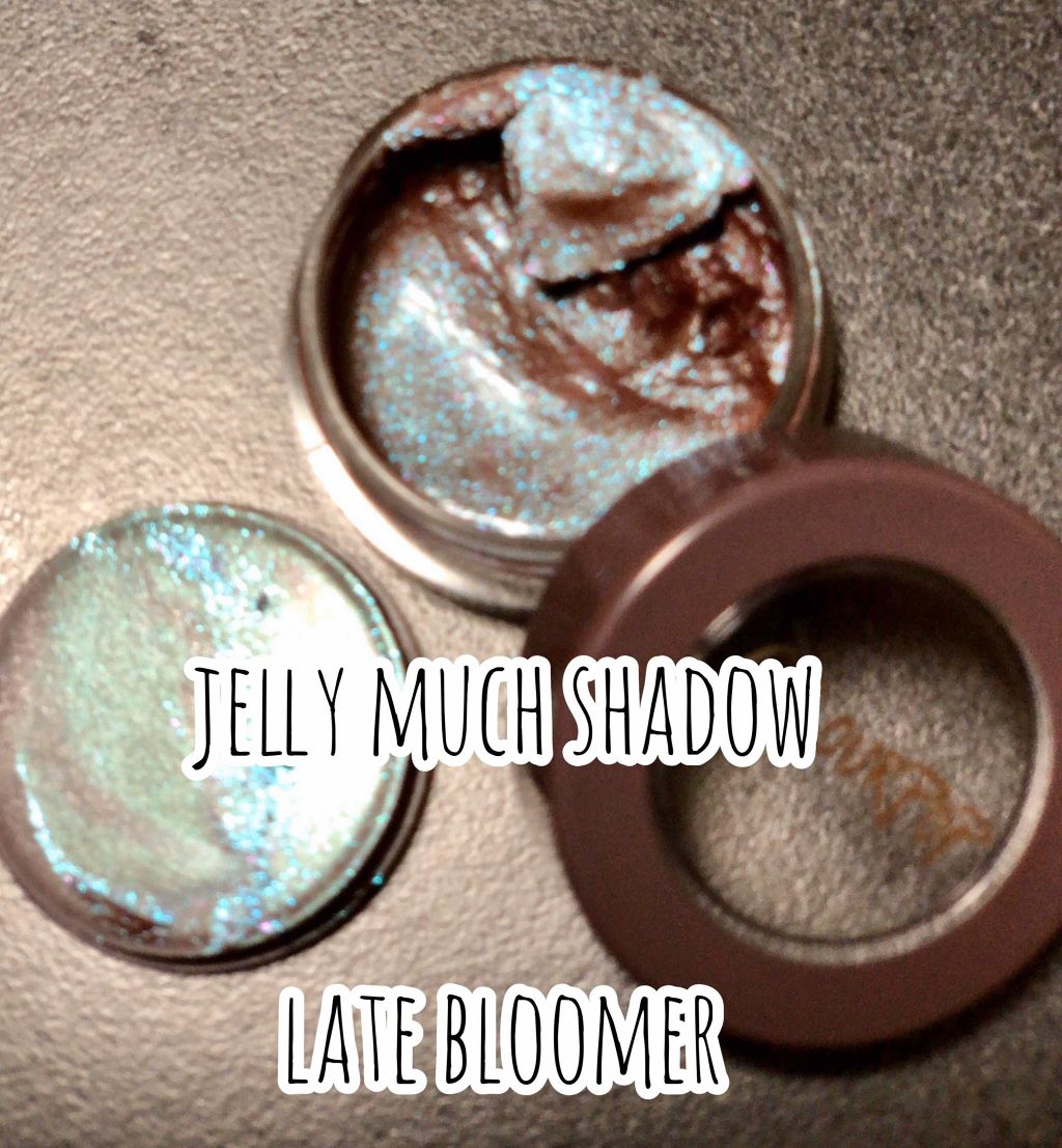 ♡まゆ♡ on LIPS 「#備忘録#スウォッチ最後に、JELLYMUCHSHADOWのL..」(1枚目)