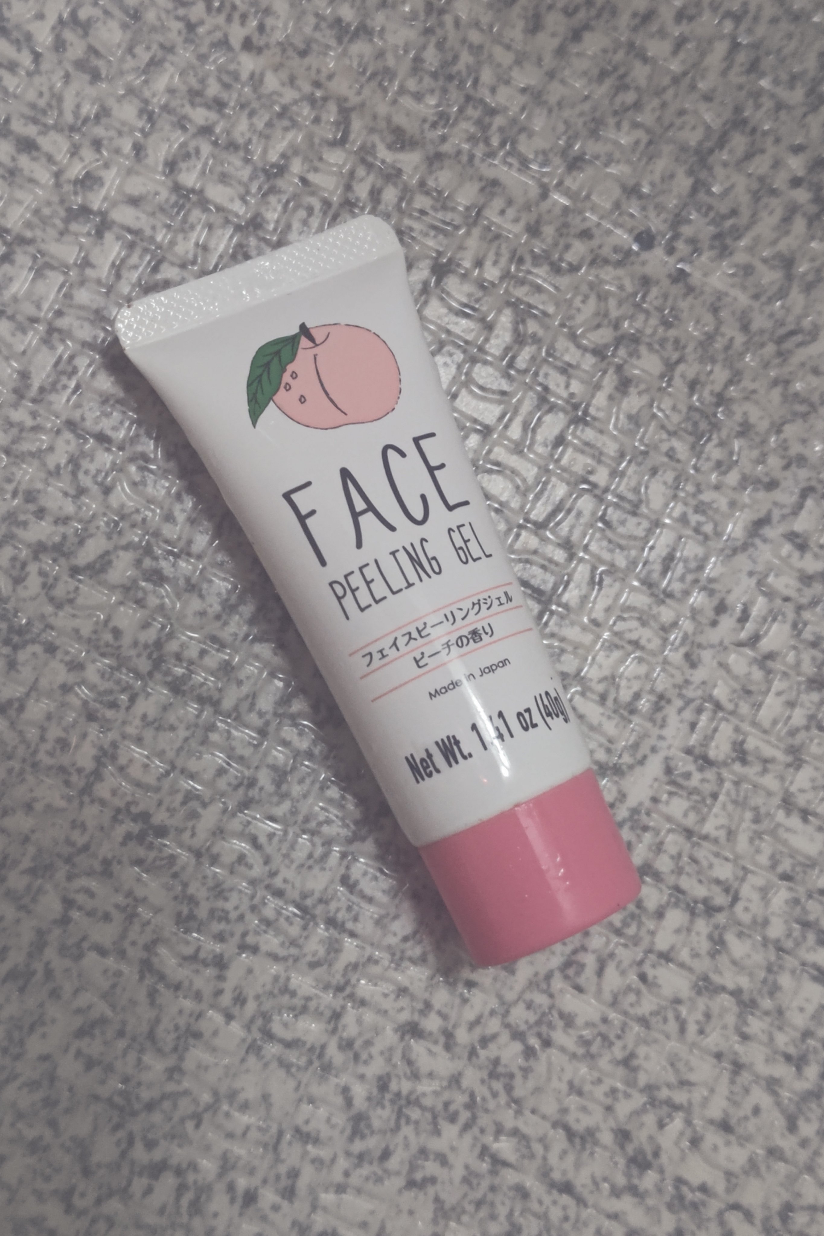 フェイスピーリングジェル ピーチの香り/DAISO/ピーリングを使ったクチコミ（1枚目）