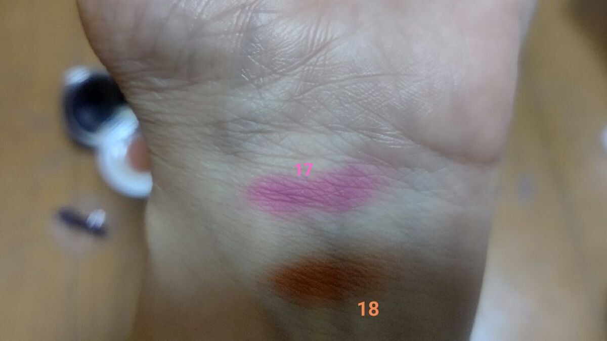 AQ アイシャドウ/DECORTÉ/単色アイシャドウを使ったクチコミ(2枚目)