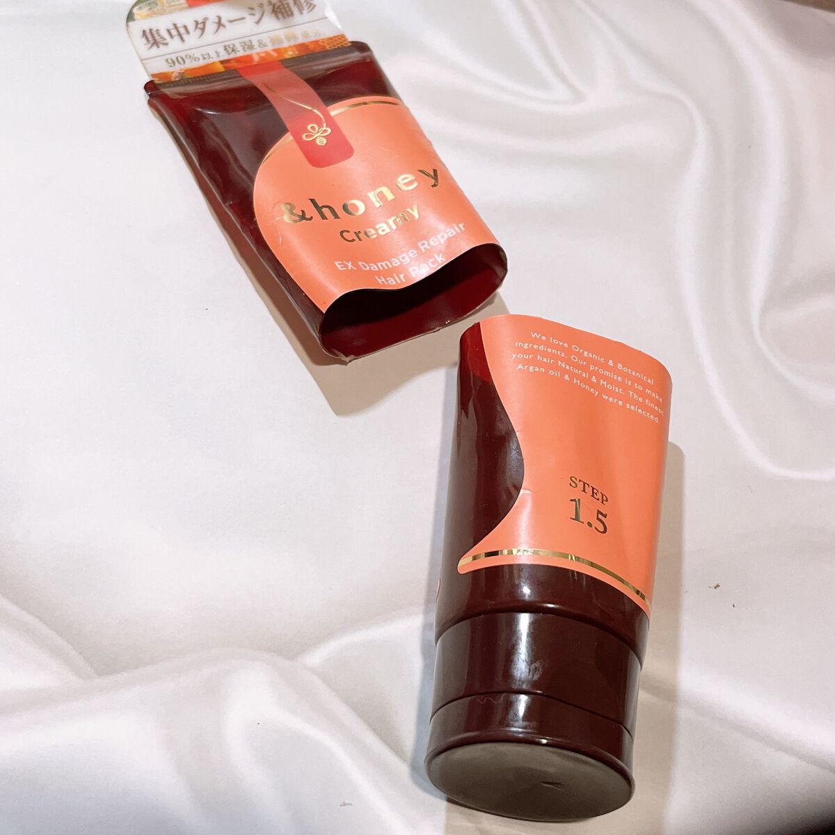 &honey
Creamy EXダメージリペアシャンプー1.0/ヘアトリートメント2.0


写真はヘアパックですが、シャントリも両方使いました！写真撮る前に捨ててしまった、、、🤦‍♀️

保湿力特化というところで、洗い上がりしっとりがよ