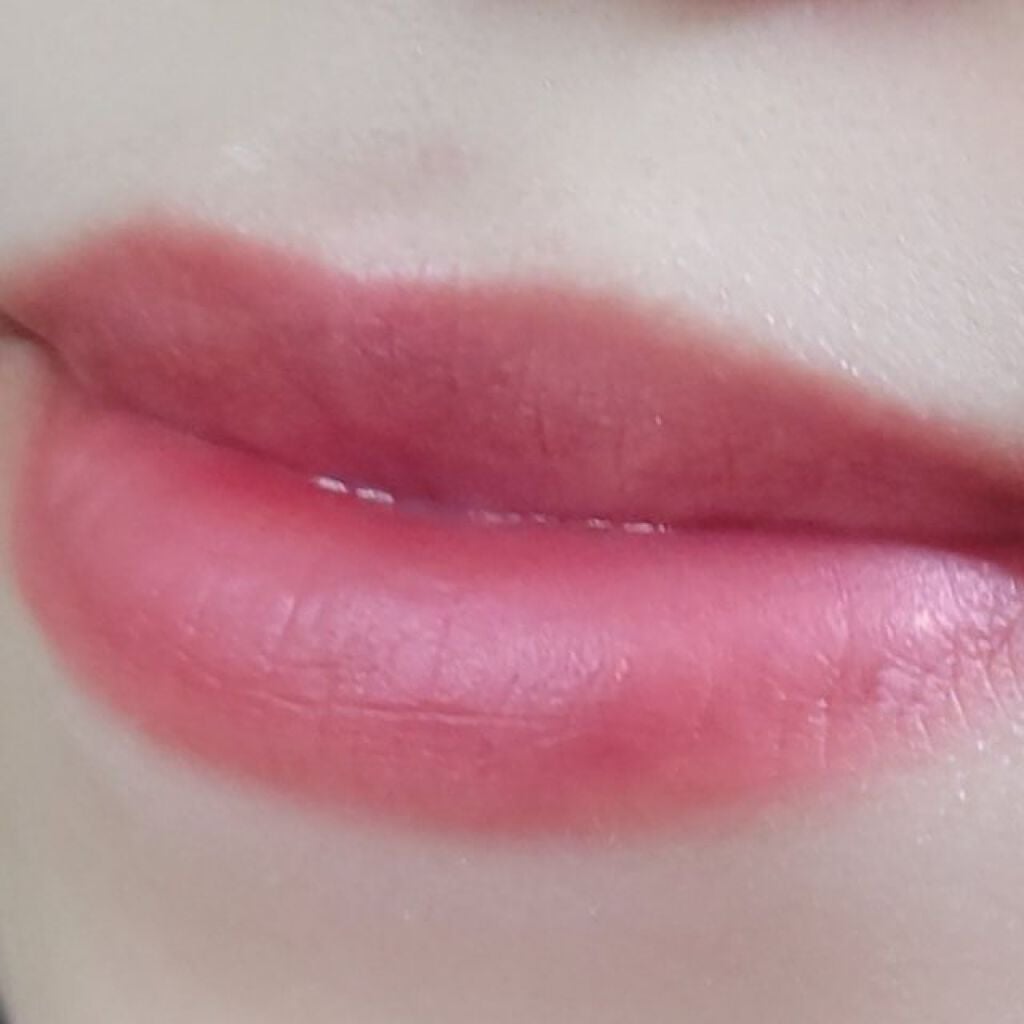 マットリップパウダー/WHOMEE/口紅を使ったクチコミ(4枚目)