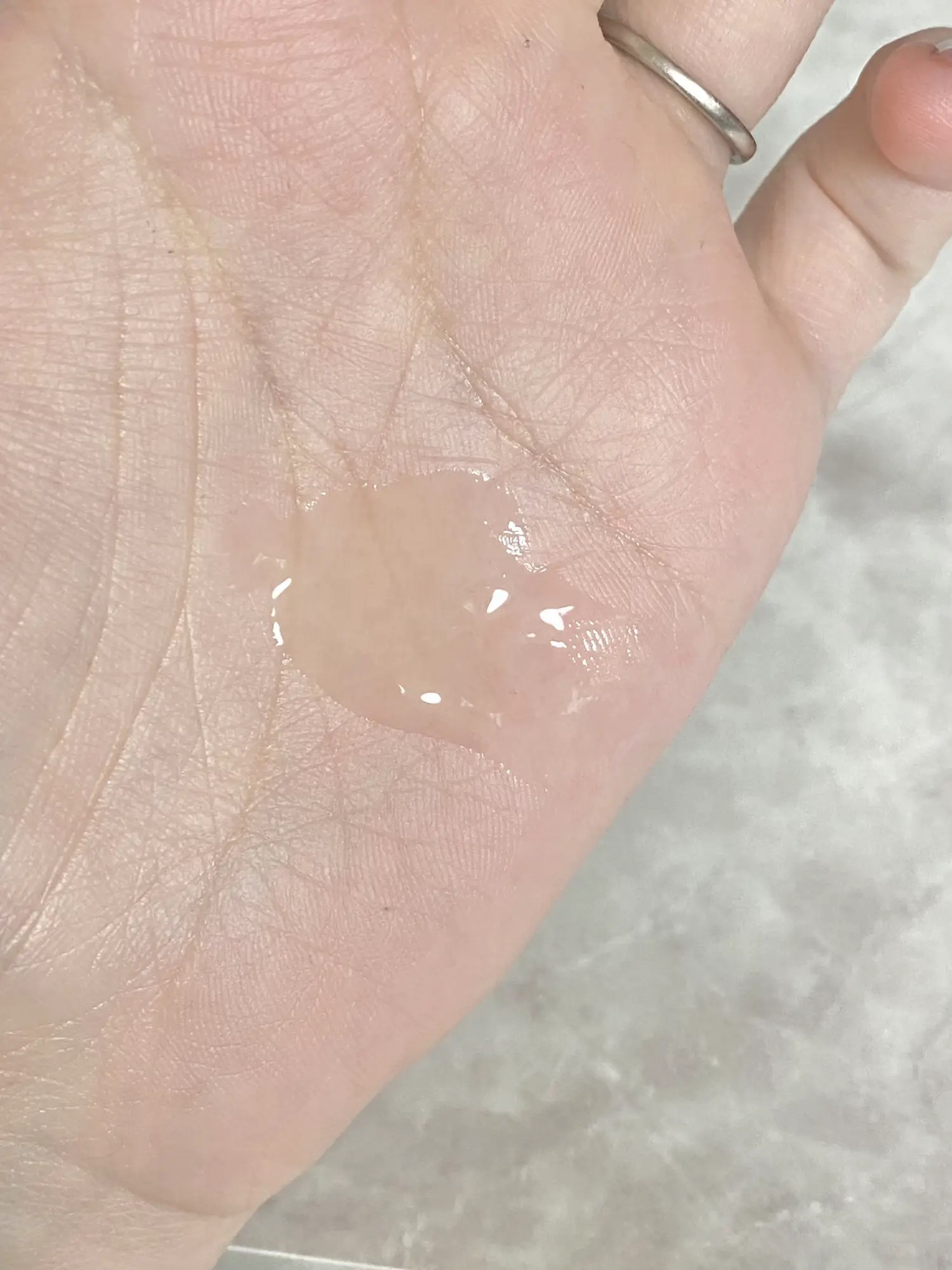 EDW コンセントレート セラム 30ml/THE BODY SHOP/美容液を使ったクチコミ（3枚目）