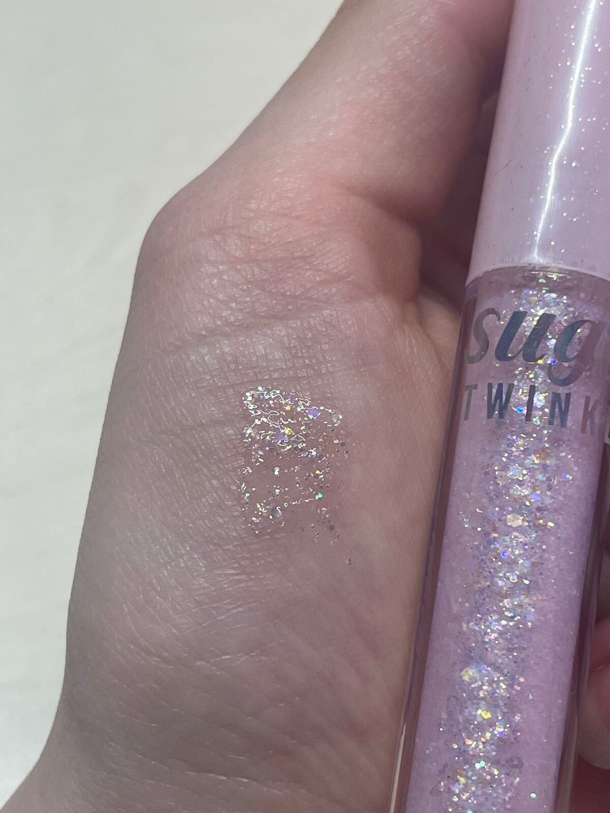シュガー トゥインクル リキッド グリッター/PERIPERA/グリッターを使ったクチコミ(1枚目)