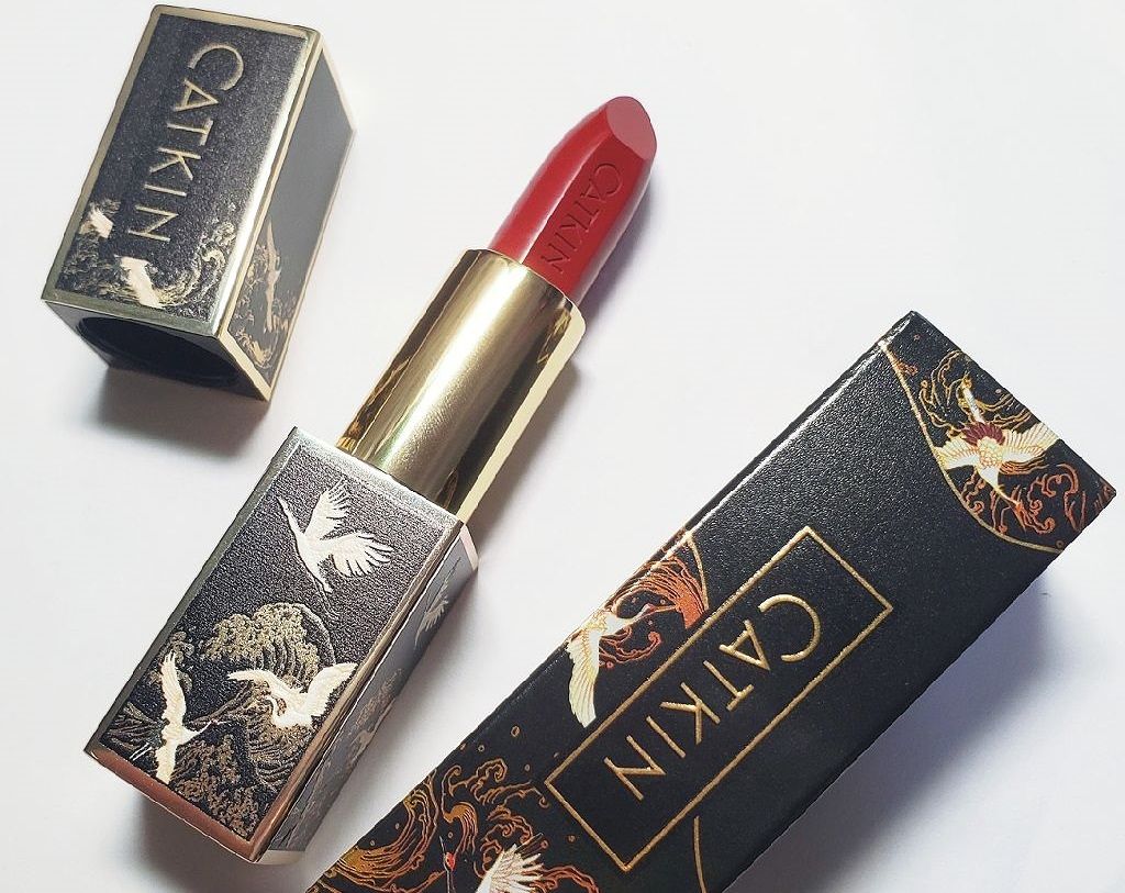 中国コスメのおすすめブランド15選|かわいい&プチプラが人気のアイシャドウ・リップ≪花西子やズーシーも登場≫のサムネイル