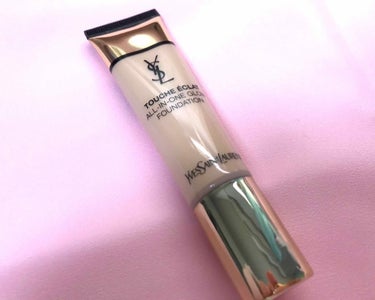 ラディアント タッチ オールインワン グロウ ファンデーション/YVES SAINT LAURENT BEAUTE/クリーム・エマルジョンファンデーションを使ったクチコミ（1枚目）