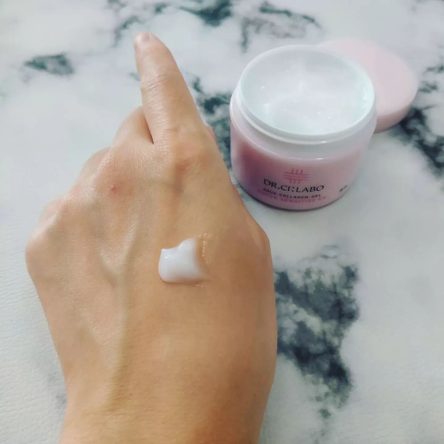 薬用アクアコラーゲンゲル スーパーセンシティブEX/ドクターシーラボⓇ/オールインワン化粧品を使ったクチコミ（3枚目）