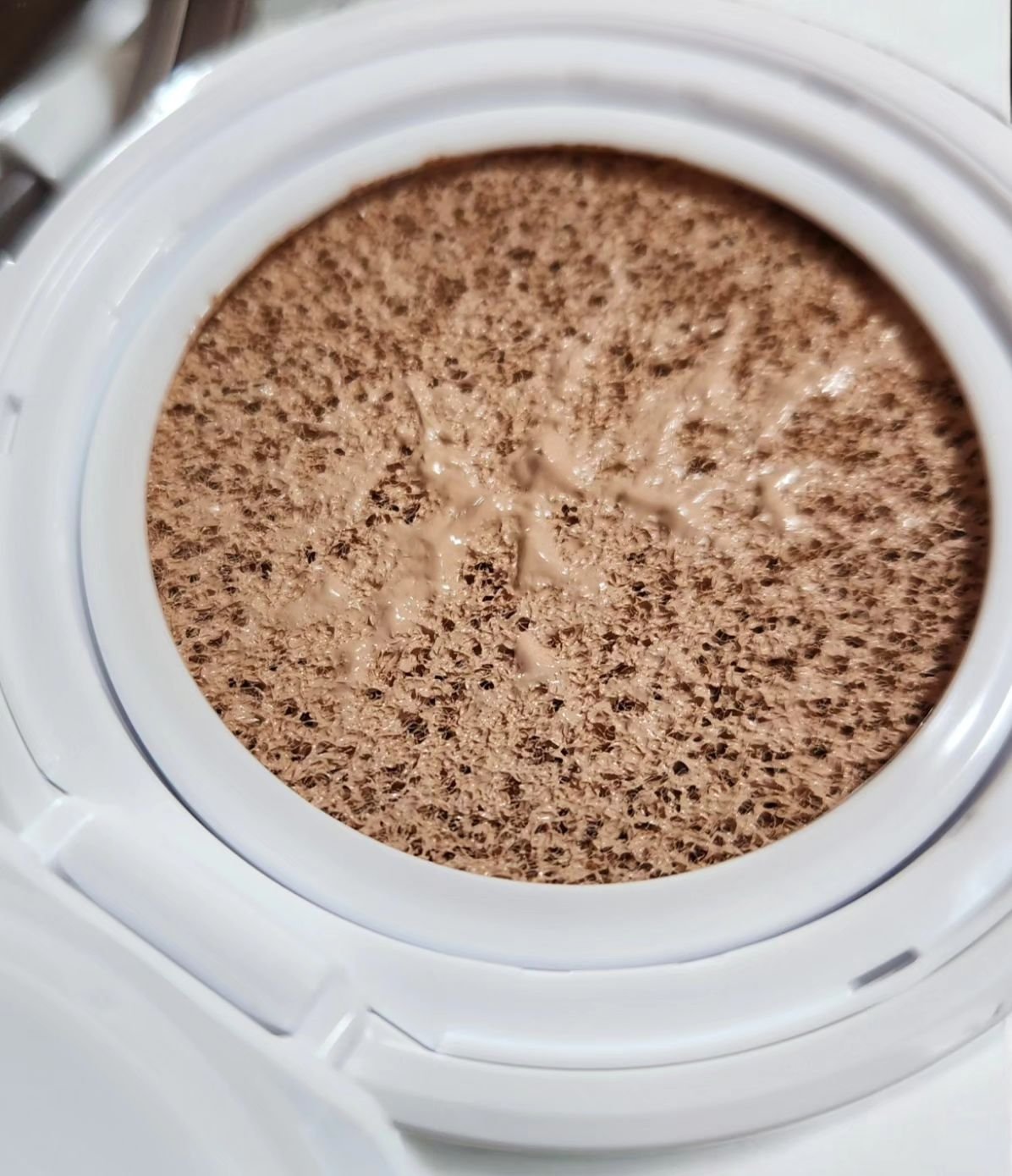 グロウ＆カバークッションファンデーション/パーフェクトワン/クッションファンデーションを使ったクチコミ（2枚目）