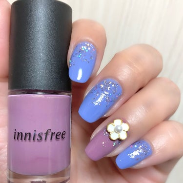 innisfree リアルカラーネイルのクチコミ「\innisfreeのネイルが可愛い💕/


innisfreeでパープル尽くし✨


┈┈┈.....」（2枚目）