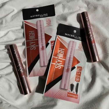 MAYBELLINE　スカイハイ　
★あさやけルビー
★ゆうやけオレンジ

はじめて使うスカイハイです。
キレイなくすみレッドとオレンジのマスカラでこれからの夏に大活躍しそうなカラーでした。

スカイハ