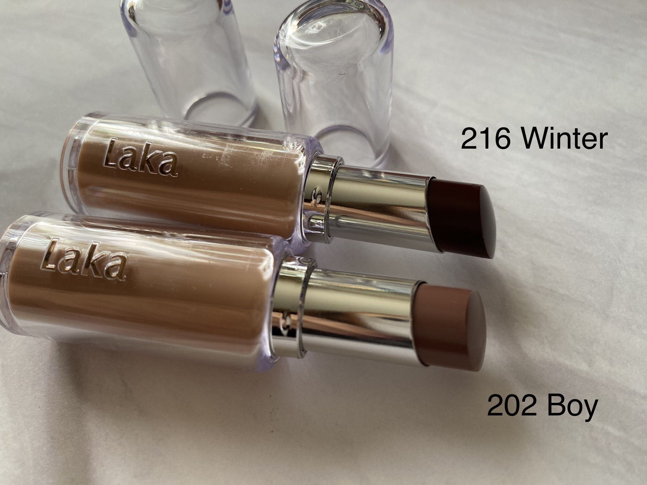 ボンディンググロウリップスティック/Laka/口紅を使ったクチコミ（2枚目）