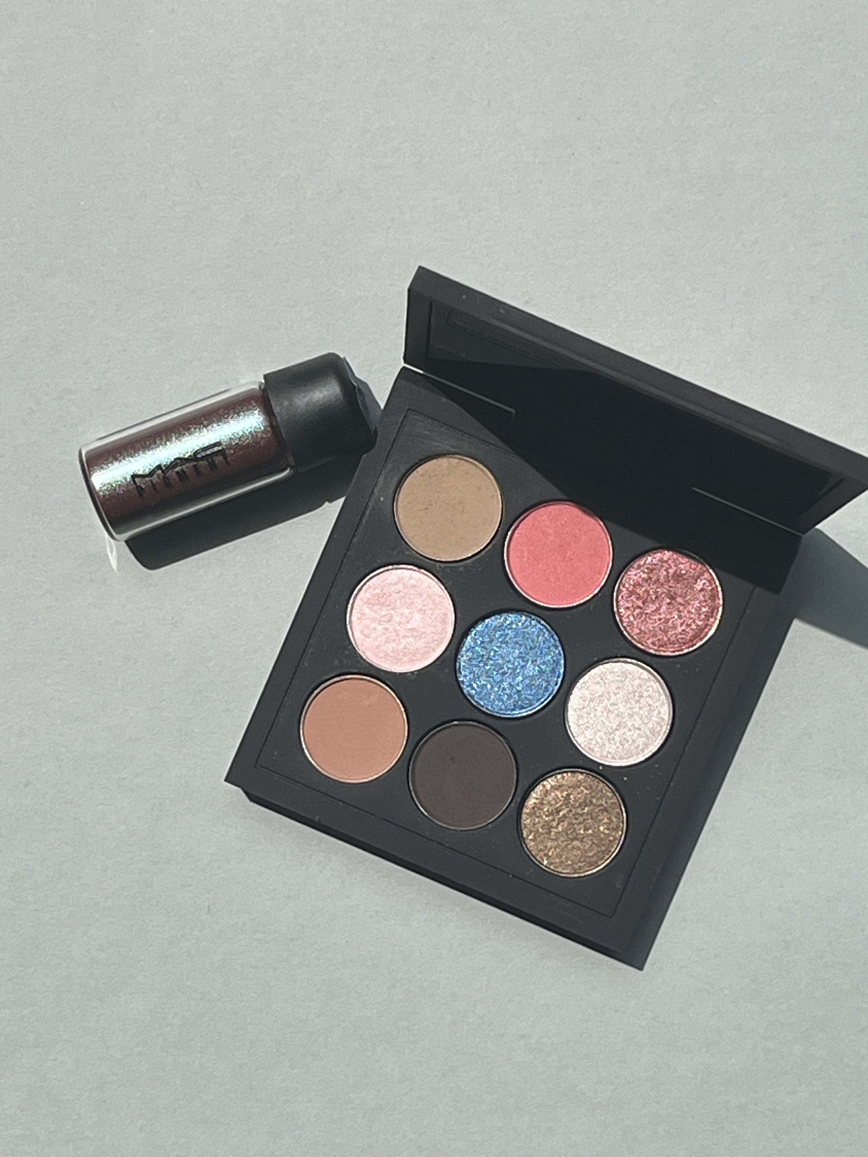 ピグメント/M・A・C/単色アイシャドウを使ったクチコミ（3枚目）