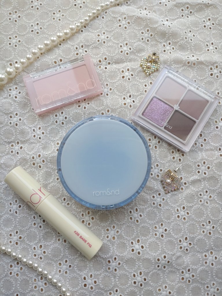 ジューシーラスティングティント/rom&nd/リップティントを使ったクチコミ（2枚目）