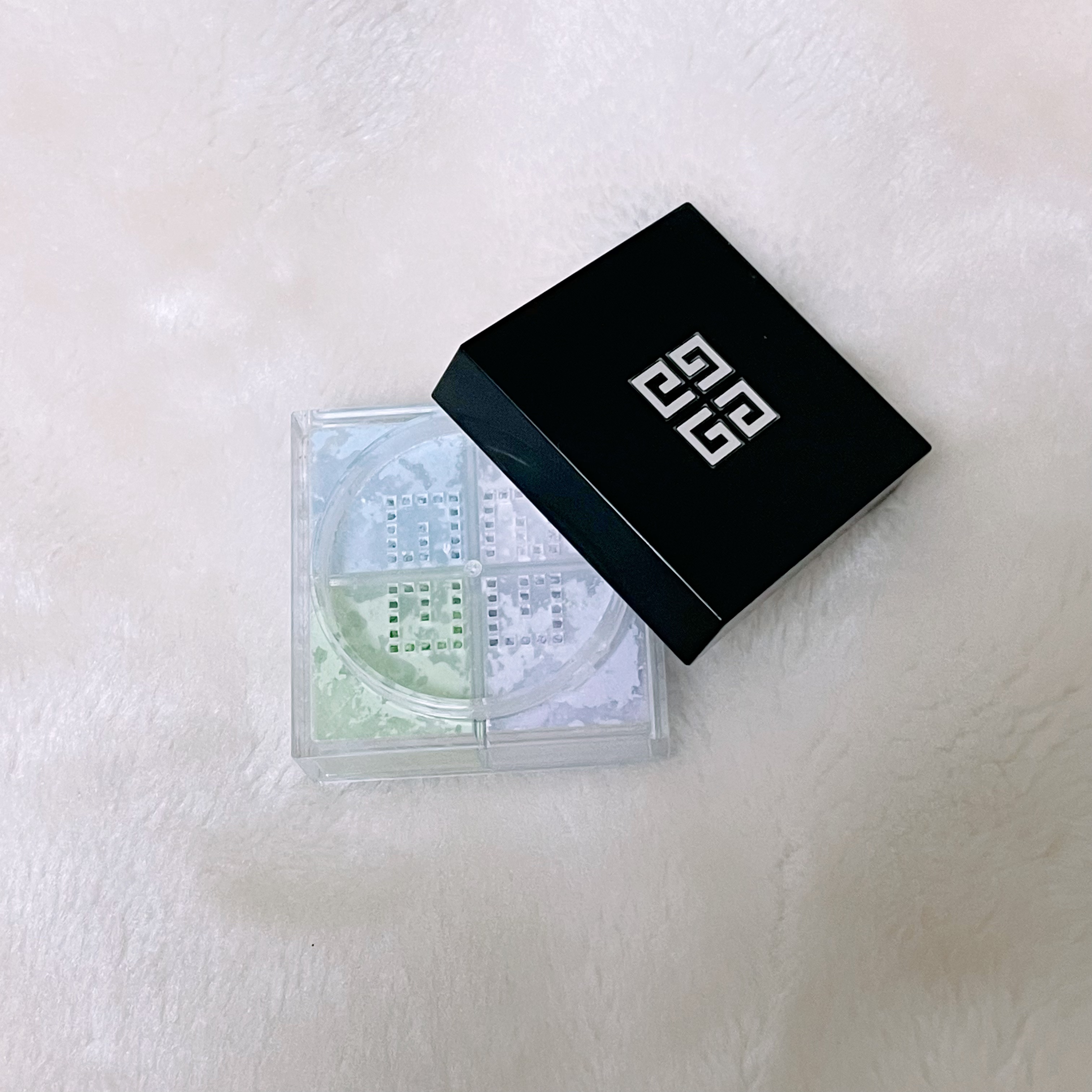 プリズム・リーブル/GIVENCHY/ルースパウダーを使ったクチコミ（1枚目）