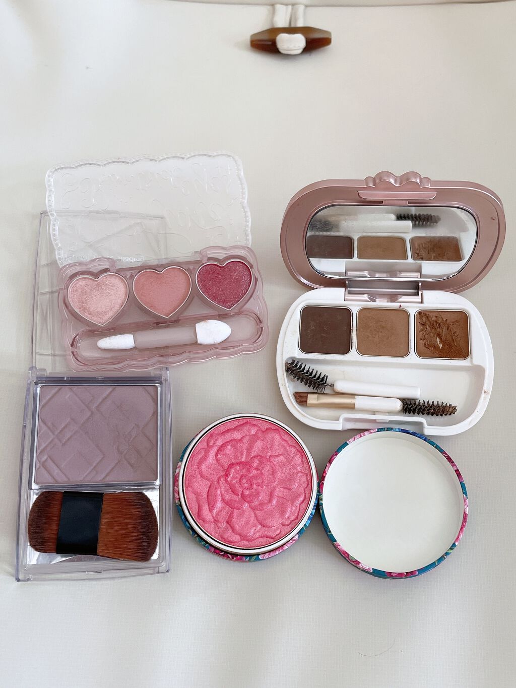 シマリング パウダー ブラッシュ 102 Éclose(エクローズ)/レ・メルヴェイユーズ ラデュレ/パウダーチークを使ったクチコミ（2枚目）