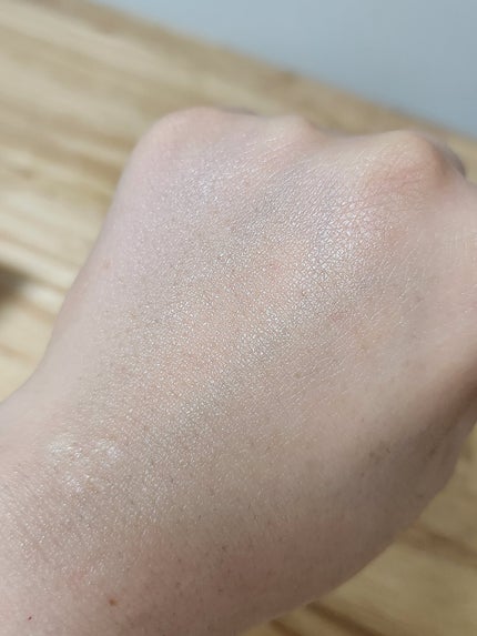 ダーマテカバイオームセラム/THE A'VVE/美容液を使ったクチコミ(4枚目)