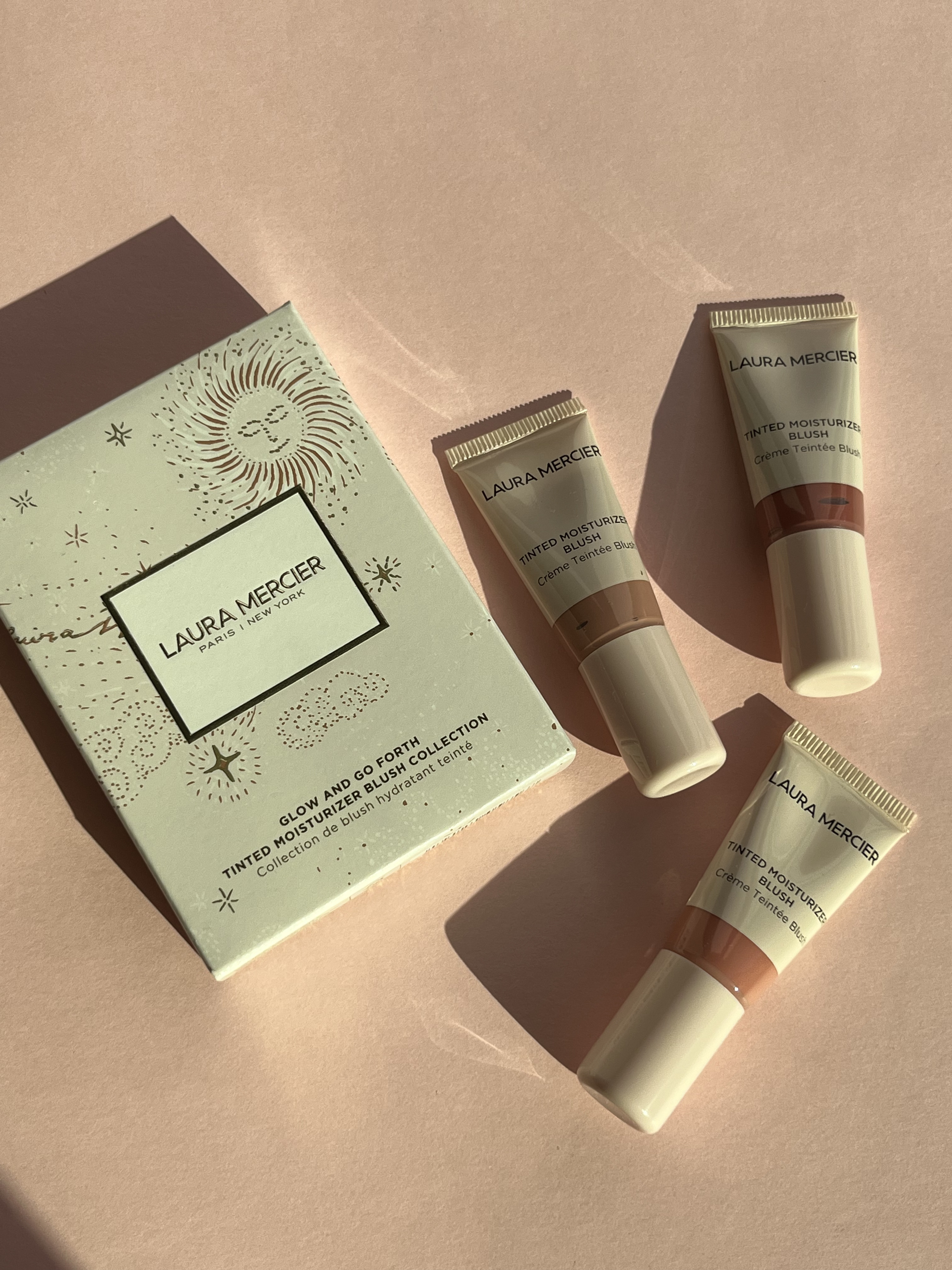 グロウ アンド ゴー フォース ティンティド モイスチャライザー ブラッシュ コレクション /ローラ メルシエ/メイクアップキットを使ったクチコミ（2枚目）