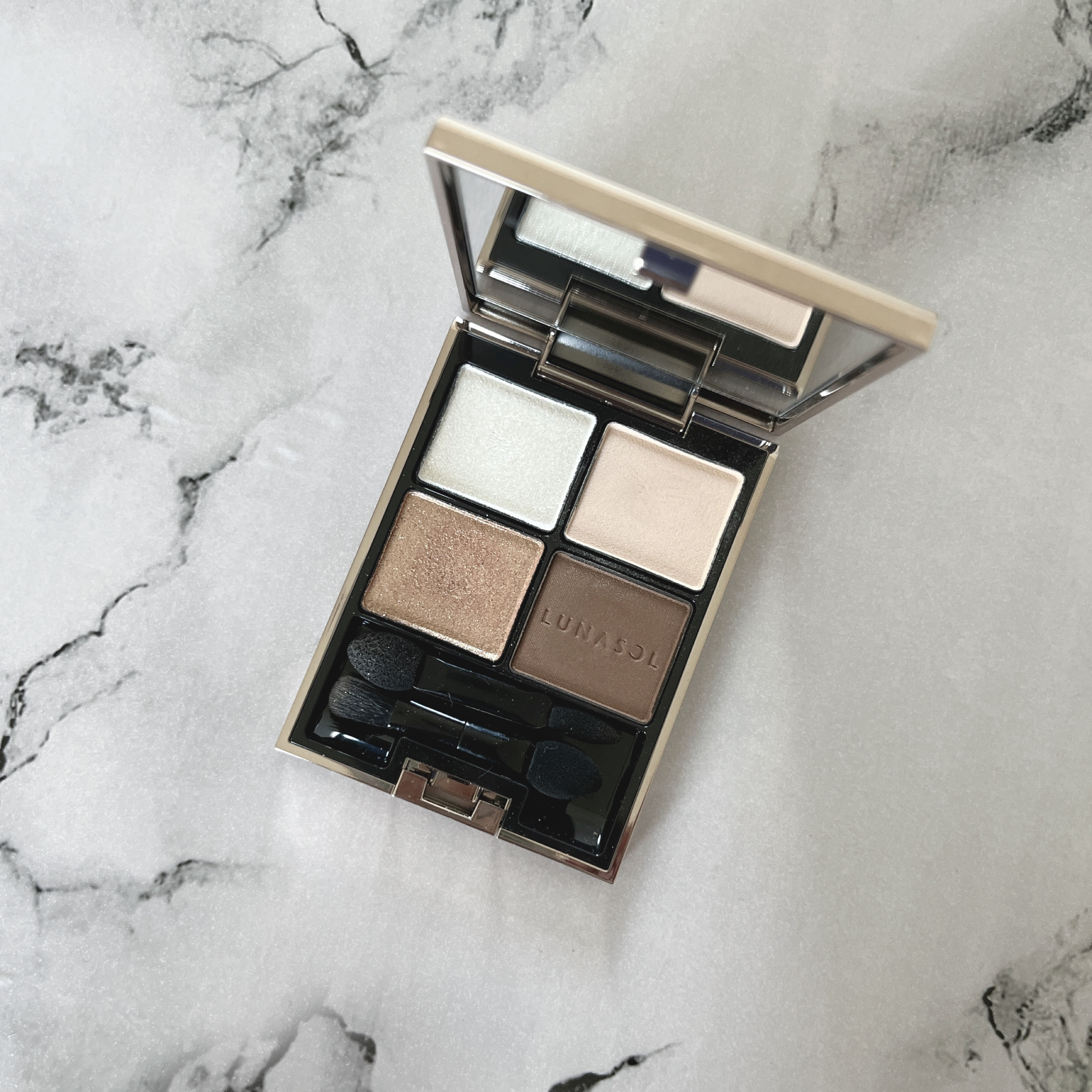 アイカラーレーション/LUNASOL/アイシャドウパレットを使ったクチコミ（2枚目）