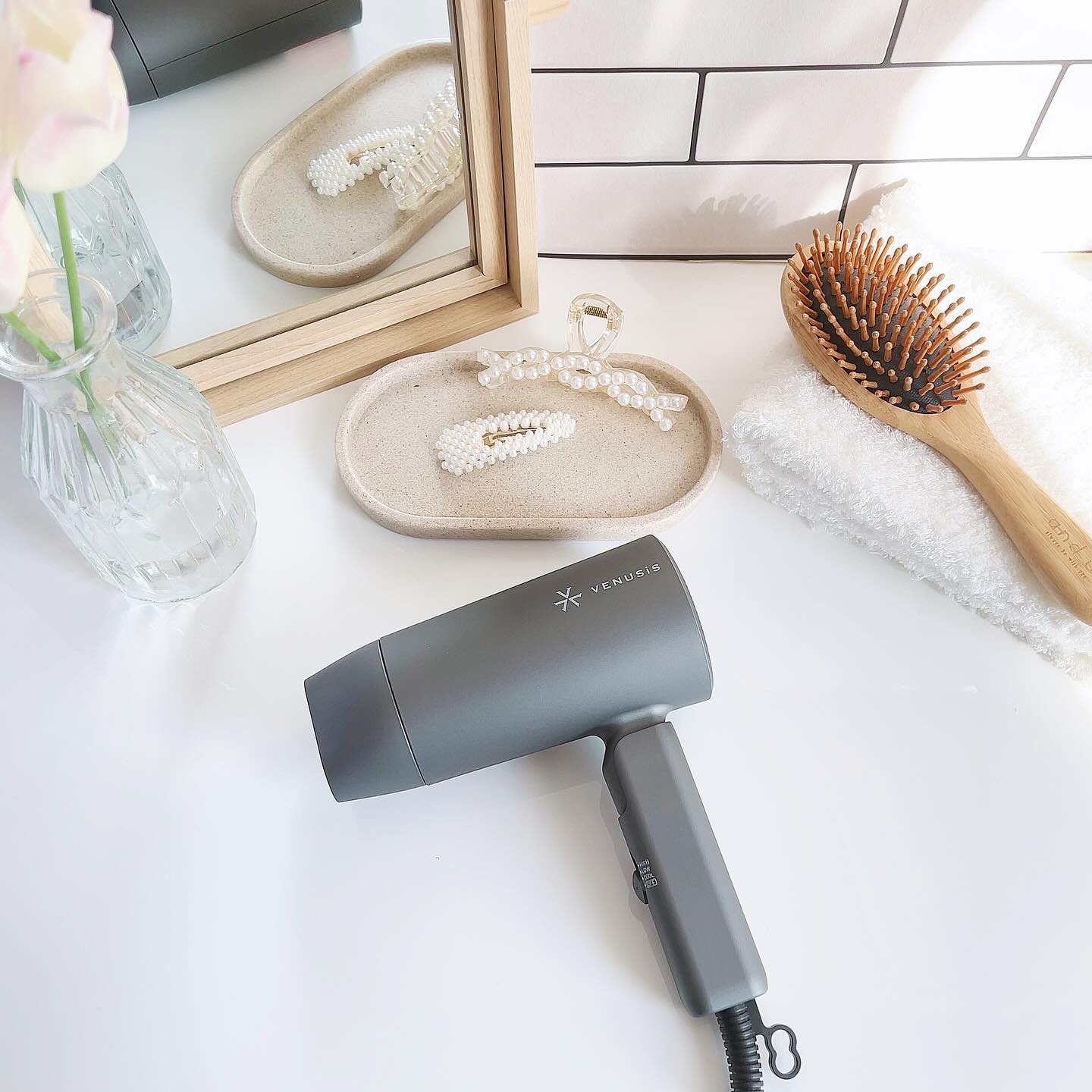 VENUSiS マイナスイオンミニドライヤー VDM-1100のクチコミ「・
・
#PR

手のひらサイズなのに大風量！
ハイスペックモデルなのが嬉しいアイテム

@v.....」（1枚目）