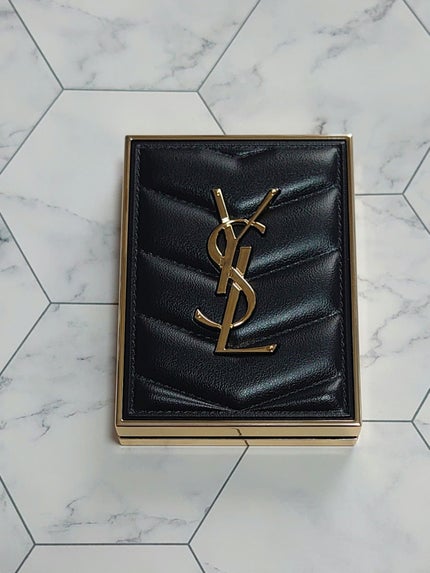クチュール ミニ クラッチ/YVES SAINT LAURENT BEAUTE/アイシャドウパレットを使ったクチコミ(3枚目)