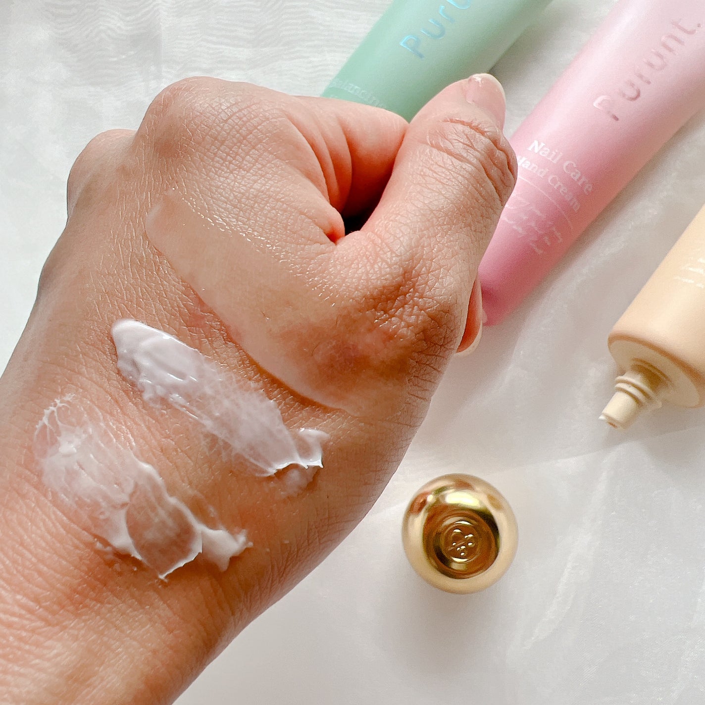 プルント モイストケア美容液ハンドクリーム/Purunt./ハンドクリームを使ったクチコミ(3枚目)