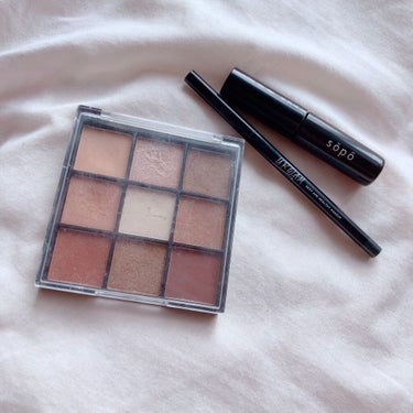 UR GLAM　BLOOMING EYE COLOR PALETTE/U R GLAM/アイシャドウパレットを使ったクチコミ（3枚目）