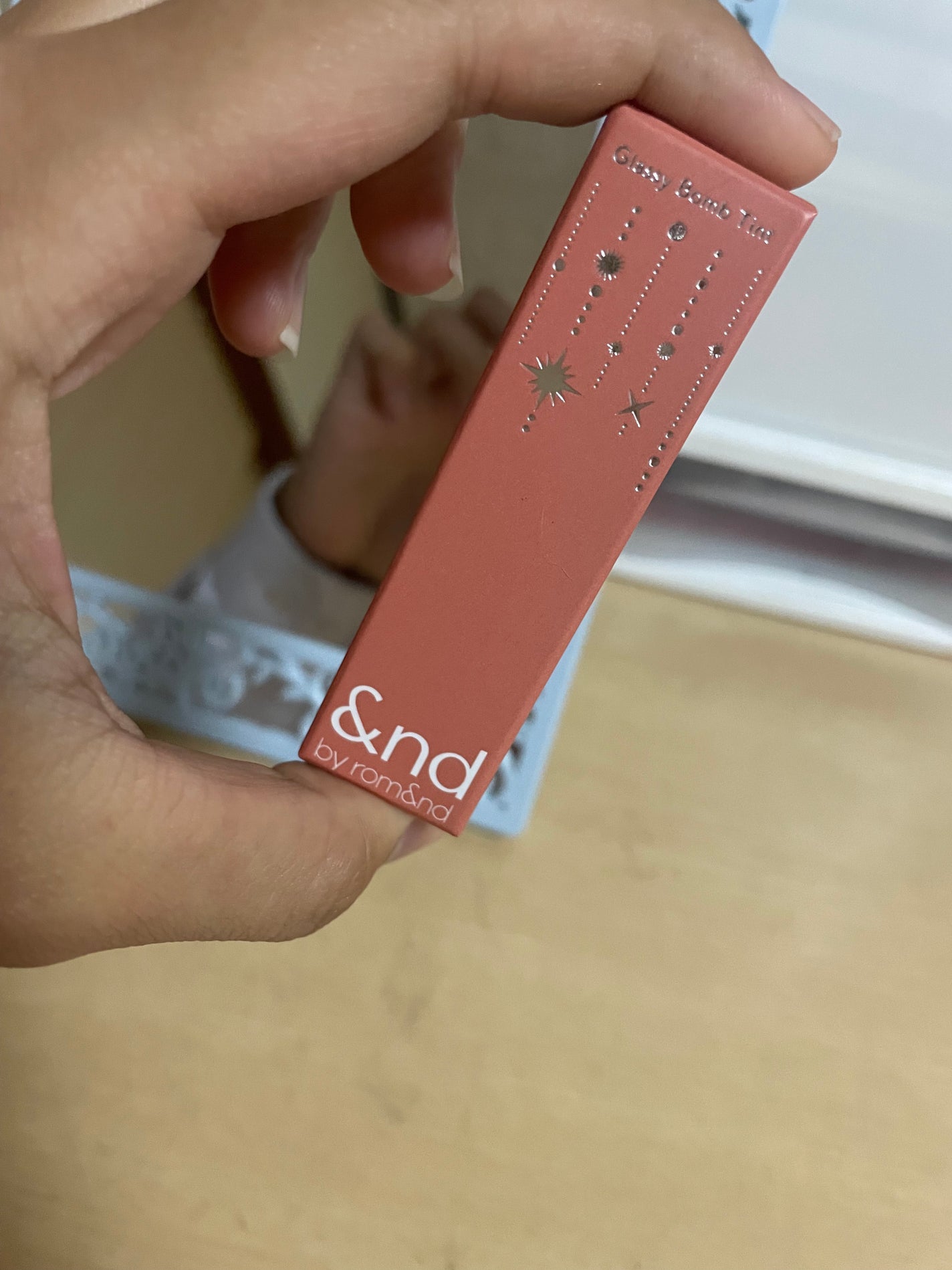 アンドバイロムアンド グラッシーボムティント/&nd by rom&nd/リップティントを使ったクチコミ(1枚目)