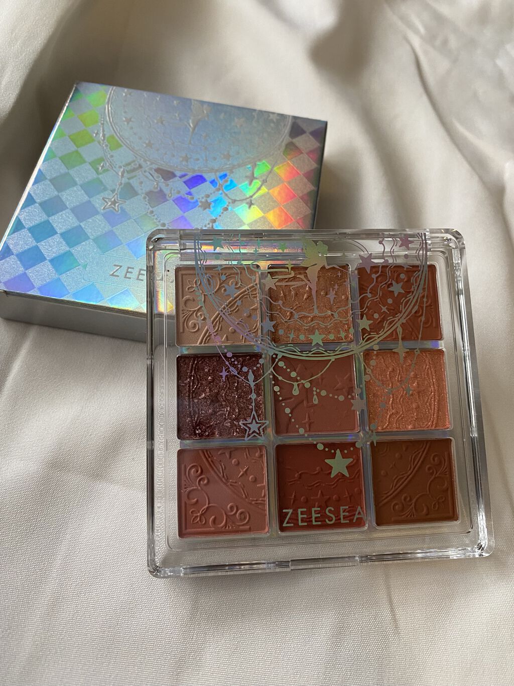 クォーツ 9色アイシャドウパレット(ドリームランドアイシャドウ)/ZEESEA/アイシャドウパレットを使ったクチコミ（1枚目）