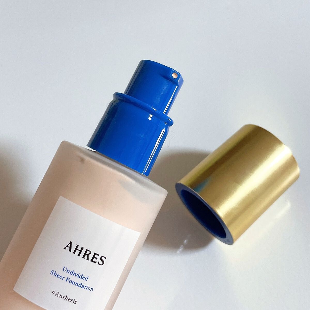 アンディヴァイデッド シアーファンデーション KK01/アーレス/リキッドファンデーションを使ったクチコミ（2枚目）