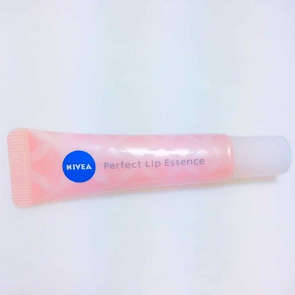 ナチュラルカラーリップ パーフェクトエッセンス/ニベア/リップケアを使ったクチコミ(1枚目)
