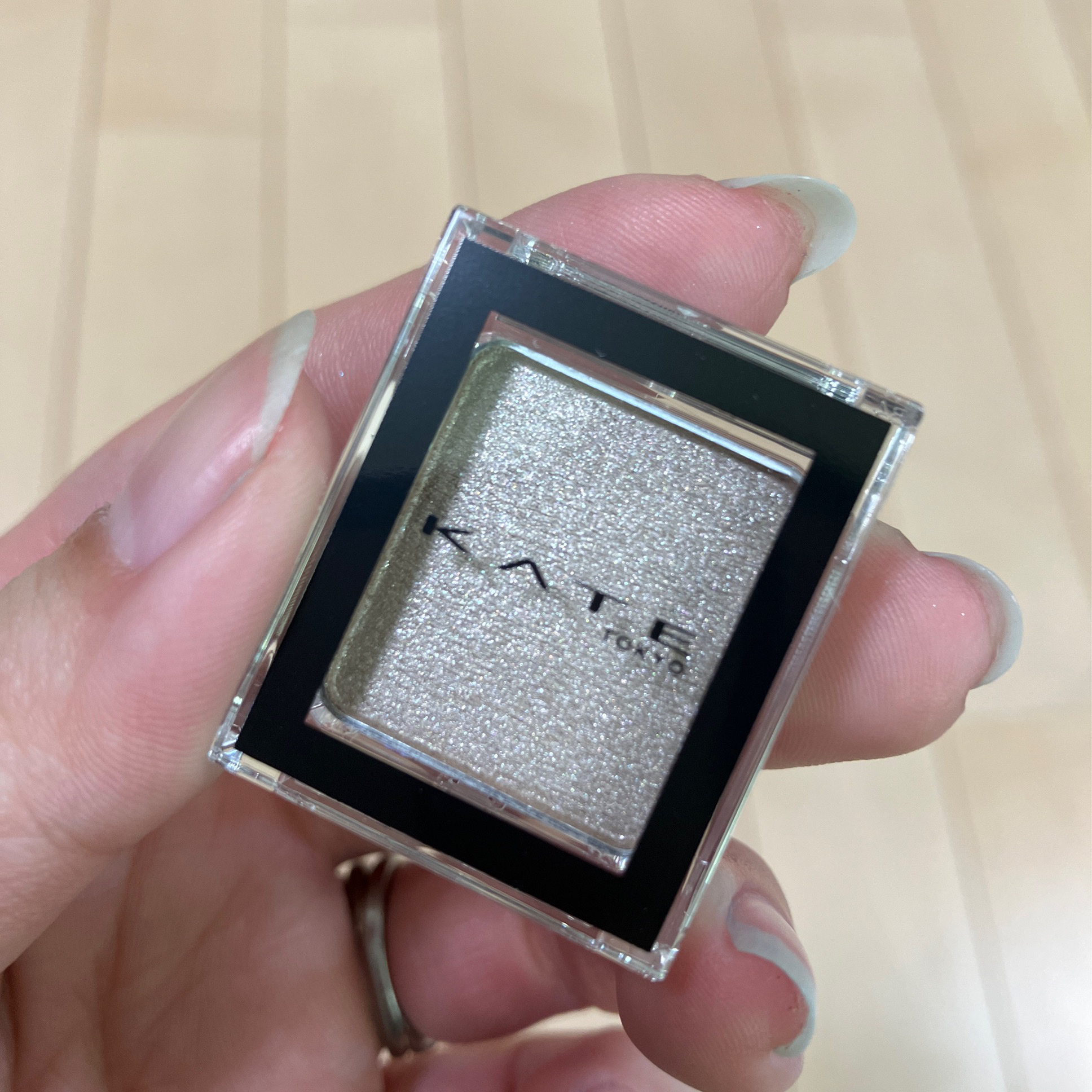 ケイト ザ アイカラー/KATE/単色アイシャドウを使ったクチコミ（2枚目）