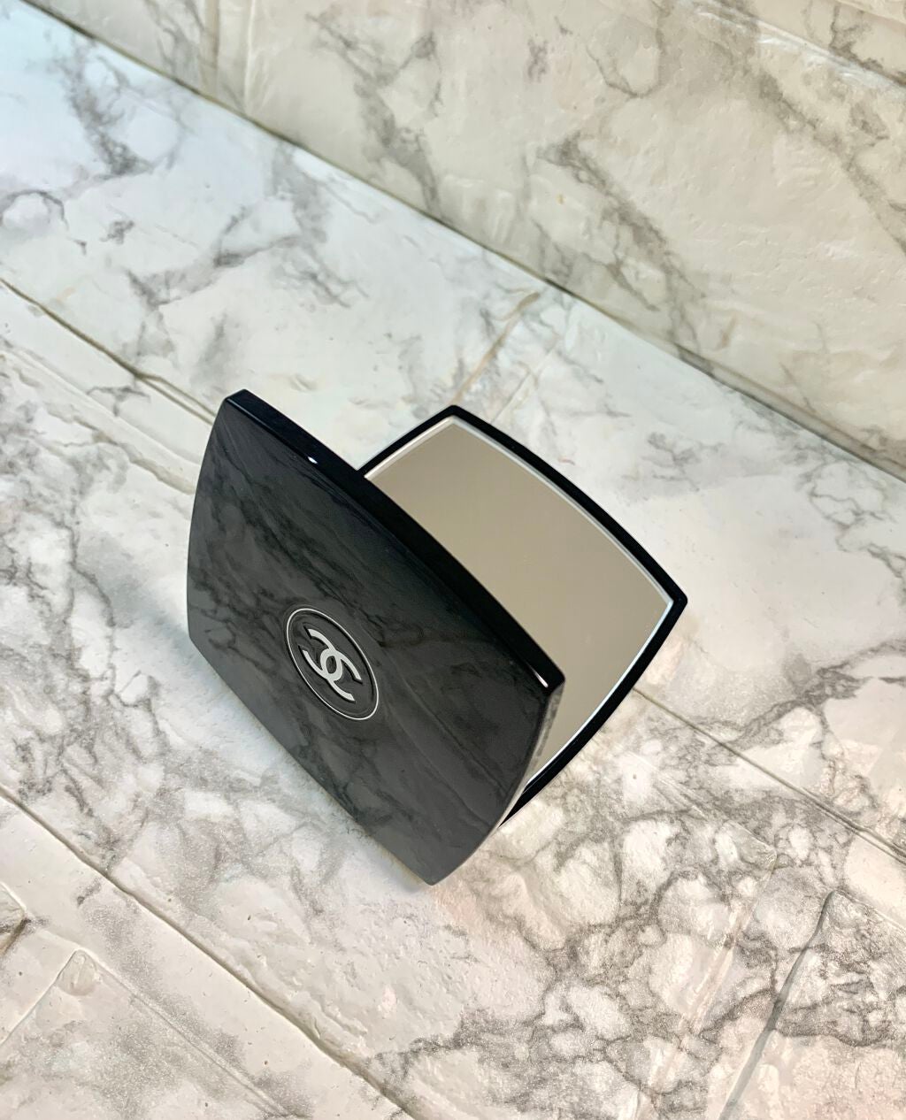 ミロワール ドゥーブル ファセット/CHANEL/その他化粧小物を使ったクチコミ(4枚目)