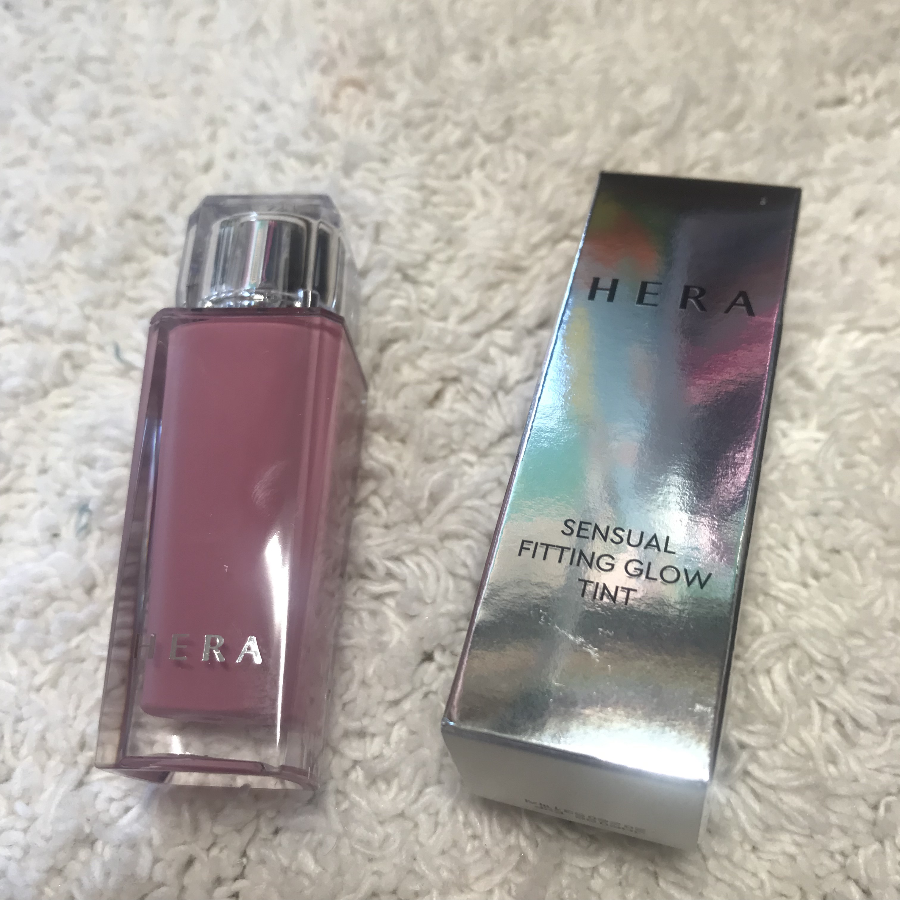 センシュアル フィッティング グロウ ティント 97 ラブバイト/HERA/リップティントを使ったクチコミ（2枚目）