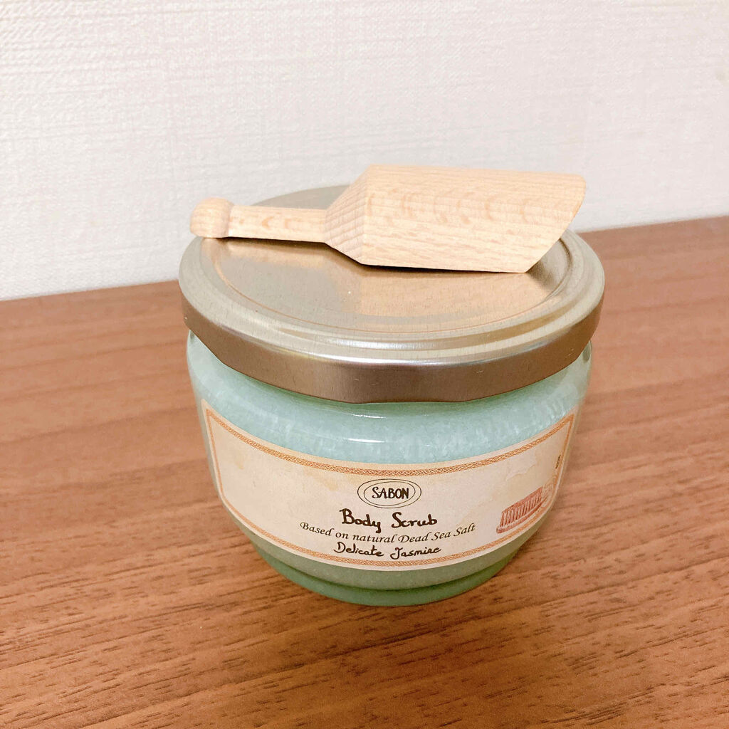 ボディスクラブ デリケート・ジャスミン 600g(FLORAL BLOOMING Limited Collection)/SABON/ボディスクラブを使ったクチコミ（1枚目）